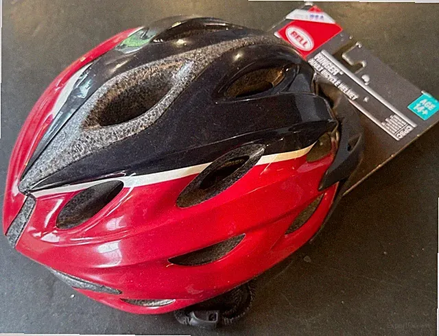 Bell Ringer Adult Bicycle Helmet Red Black Adjustable 54-61cm Bike Helmet NWT